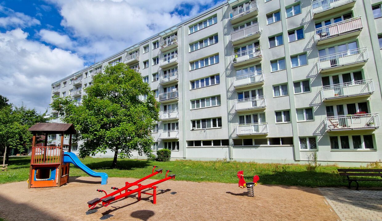 Varsavska1